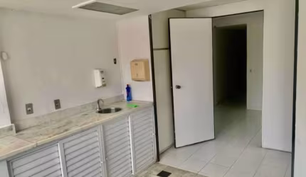 Sala comercial com 1 sala à venda na Avenida Nossa Senhora de Copacabana, Copacabana, Rio de Janeiro, 33 m2 por R$ 300.000