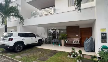 Casa 4/4 (3 suítes) no Foz do Joanes em Buraquinho R$ 870.000,00