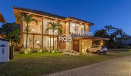 Maravilhosa Casa 5 suítes no Cond. Praia Bella em Praia do Forte R$ 4.900.000,00