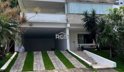 Maravilhosa Casa 5/4 (3 suítes) em Alphaville 1 R$ 4.100.000,00