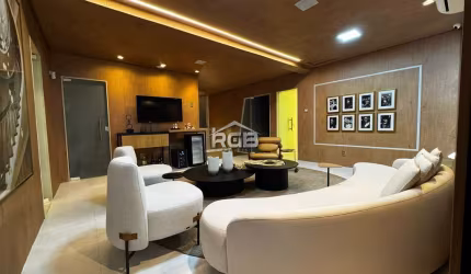Casa Comercial 317m² Finamente Decorada - Energia Solar – Barra R$ 2.699.000,00