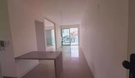 Cloc Marina Residence 1/4 e Sala Vista Mar na Contorno R$ 810.000,00