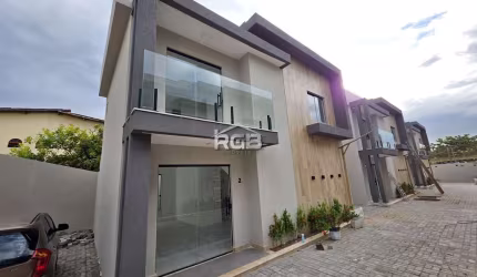 Casa solta 4/4 com suíte em Vilas do Atlântico R$ 699.000,00