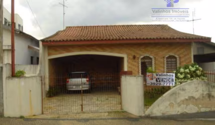 Casa com 2 dormitórios à venda, 131 m² por R$ 800.000,00 - Vila Clayton - Valinhos/SP