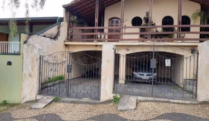 Casa com 3 dormitórios à venda, 306 m² por R$ 800.000,00 - Parque Residencial Colina do Sol - Valinhos/SP