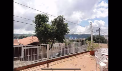 Casa com 2 dormitórios à venda, 300 m² por R$ 550.000,00 - Jardim Bela Vista - Valinhos/SP