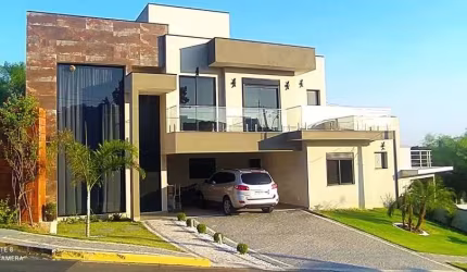 Casa com 3 dormitórios à venda, 246 m² por R$ 1.700.000,00 - Condomínio Residencial São Lourenço - Valinhos/SP