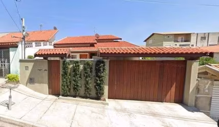 Casa com 3 dormitórios à venda, 217 m² por R$ 1.160.000,00 - Loteamento Residencial Fonte Nova - Valinhos/SP
