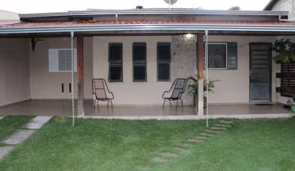 Casa com 2 dormitórios à venda, 80 m² por R$ 640.000 - Loteamento Residencial Fonte Nova - Valinhos/SP