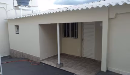 Casa com 1 dormitório para alugar, 55 m² por R$ 1.500,00/mês - Centro - Valinhos/SP