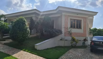 Casa com 3 dormitórios à venda, 630 m² por R$ 2.800.000,00 - Condomínio Portal do Lago - Valinhos/SP