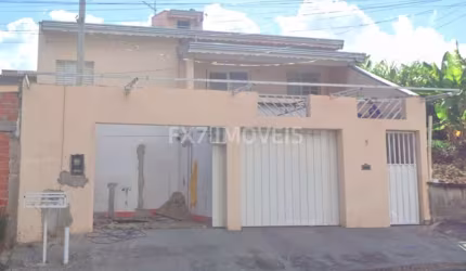Casa à venda em Campinas-SP: 3 quartos, 2 salas, 1 banheiro, 2 vagas de garagem no Jardim Santa Rosa, 126m² de área.