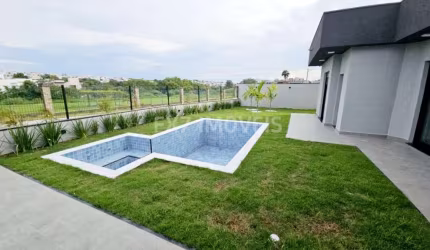 Linda casa de condomínio à venda no Swiss Park