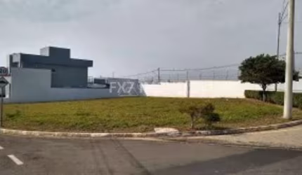 Terreno de 720m² em condomínio de alto padrão em Hortolândia-SP, no Jardim Green Park Residence