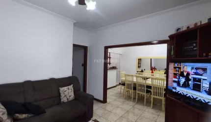 Excelente oportunidade: Casa à venda em Campinas-SP, Jardim Nova Europa! 3 quartos, 1 suíte, 3 salas, 3 banheiros, 3 vagas de garagem, 144m².