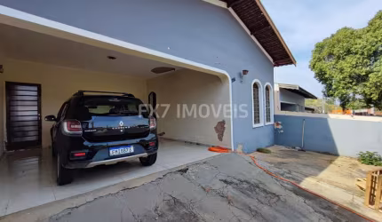 Casa a venda na região do Jardim Aurélia com 2 quartos com edícula atualmente locada nos fundos
