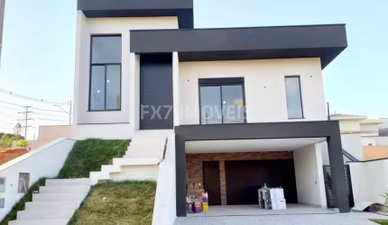 Linda casa assobradada à venda no Swiss Park, Campinas