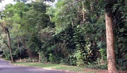 Terreno à venda na Rua Doutor Antônio Abramides, 556, Parque São Quirino, Campinas por R$ 1.440.000
