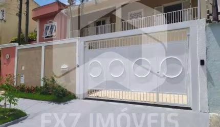 Imperdível: Casa à venda em Campinas-SP, Sousas, 3 quartos, 1 suíte, 2 salas, 3 banheiros, 4 vagas de garagem, 290,75 m² de área.