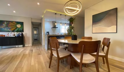 Apartamento a venda no Edifício Flamboyant no Cambui em Campinas com 3 quartos