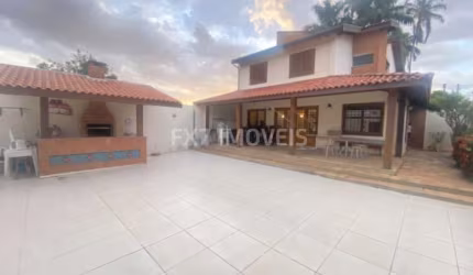 Imperdível oportunidade: Casa à venda em Campinas-SP, Jardim Guarani! 3 quartos, 1 suíte, 3 salas, 4 banheiros, 3 vagas, 238m².