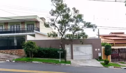 Casa à venda no Parque São Quirino em Campinas