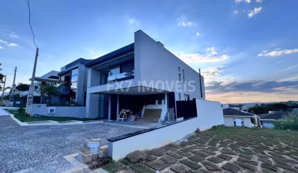 Residência de Alto Padrão no Swiss Park, Campinas-SP: 5 quartos, 5 suítes, 3 salas, 5 banheiros, 4 vagas, 300m².
