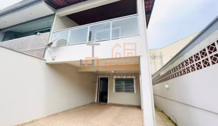 Excelente Oportunidade Sobrado com 3 Dormitórios no Centro de Matinhos