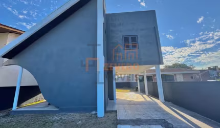 Sobrado com amplo terreno