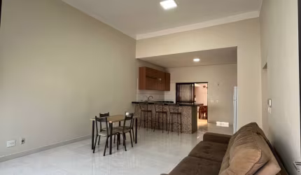 Casa condomínio zona leste