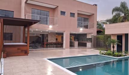 Casa Escarpas lago Carpitorio  MG