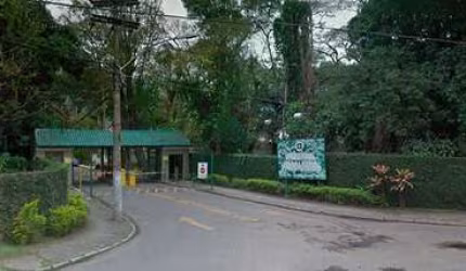 Terreno em condomínio fechado à venda na Estrada do Rio Grande, Taquara, Rio de Janeiro por R$ 490.000