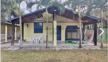 Casa com 3 quartos à venda na Rua José Cota, Guaratiba, Rio de Janeiro por R$ 380.000