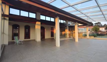 Casa terrea em Cotia condominio Dom Henrique