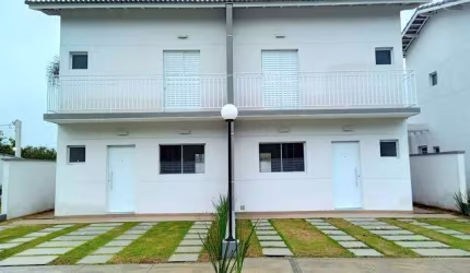 Casa individual em Cotia, Vargem Grande Paulista