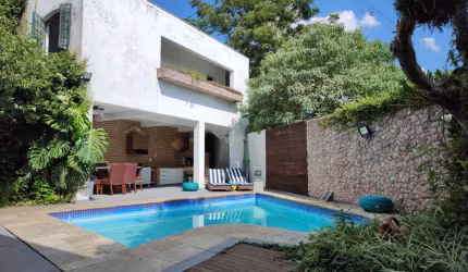 Casa para locação na Granja Viana