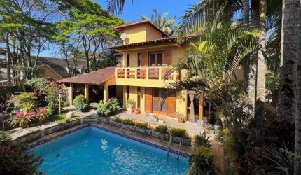 Casa a venda no condomínio São Paulo 2