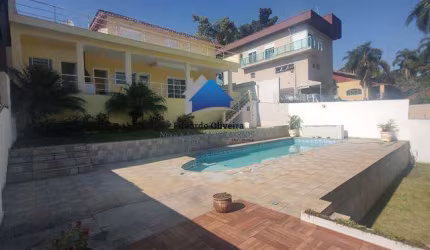 casa a venda com 5 dormitorios em cotia