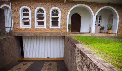 Casa à venda, 5 quartos, 3 suítes, 6 vagas, Cidade Alta - Piracicaba/SP
