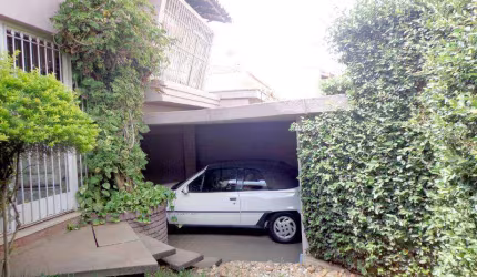 Casa à venda, 5 quartos, 2 suítes, 2 vagas, Centro - Piracicaba/SP
