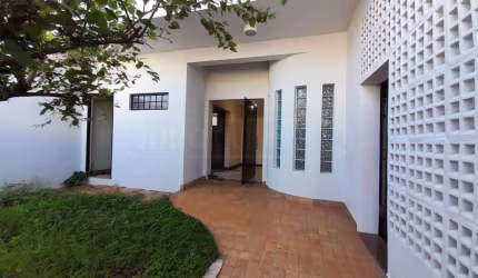 Casa Comercial à venda, 3 quartos, 1 suíte, 2 vagas, Centro - Piracicaba/SP