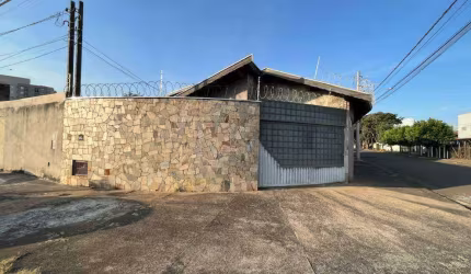 Casa à venda, 3 quartos, 1 suíte, 1 vaga, Pompéia - Piracicaba/SP