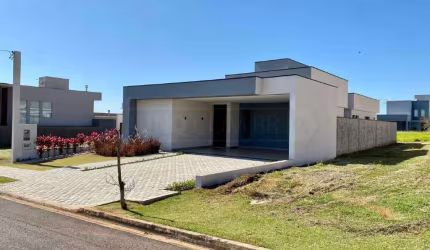 Casa em Condomínio à venda, 3 quartos, 1 suíte, 2 vagas, Vivendas de Java - Rio das Pedras/SP