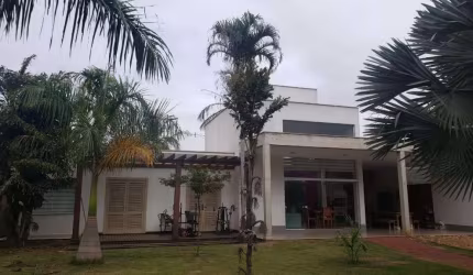 Casa para comprar em condomínio, 2 dormitórios, sendo 1 deles suíte, sala com lareira, condomínio Benvenuto, Campestre, Piracicaba- SP