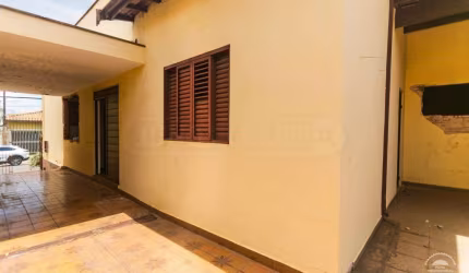 Casa Comercial à venda, 3 quartos, 10 vagas, Paulista - Piracicaba/SP