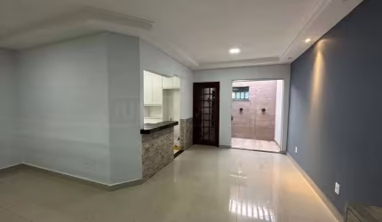 Casa à venda, 3 quartos, 1 suíte, 2 vagas, Água Branca - Piracicaba/SP