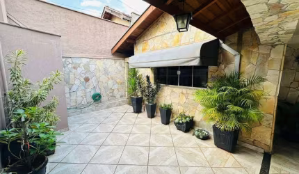 Casa à venda, 4 quartos, 1 suíte, 3 vagas, Santa Terezinha - Piracicaba/SP