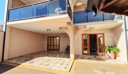 Casa à venda, 3 quartos, 1 suíte, Centro - Rio das Pedras/SP