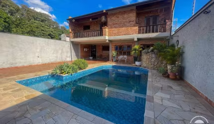 Casa à venda, 4 quartos, 2 suítes, 5 vagas, Nova Piracicaba - Piracicaba/SP