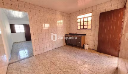 Casa para aluguel, 2 quartos, 1 vaga, Santa Terezinha - Piracicaba/SP